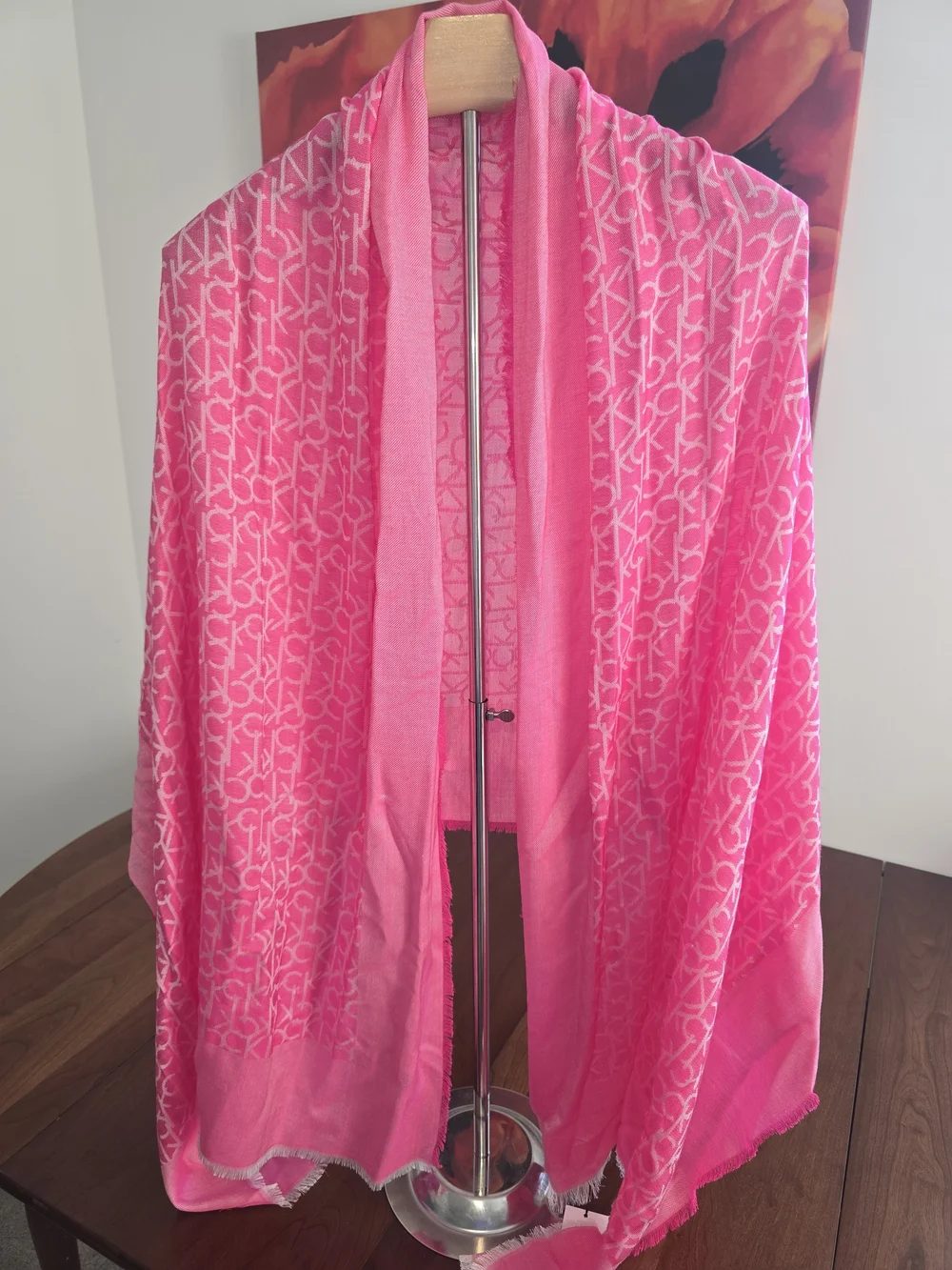 Calvin Klein Bright Pink 💕 Fringed Logo Scarf, New with Tags!